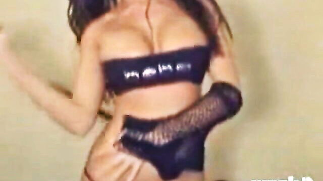 nicole, big boobs, nicole cwh - nicole big boobs camshow