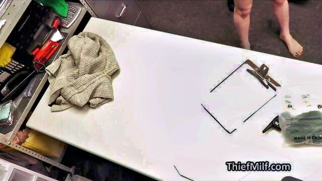 hardcore, housewife, milf - blonde gets banged on desk