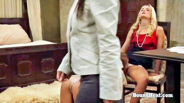 lesbian xxx covergirl belle : Bound Heat