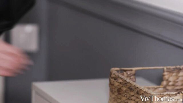 sirena milano - lesbian milfs pantyhose sex