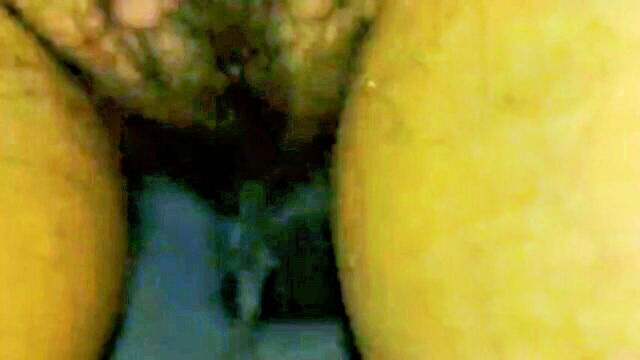 ginnagg - ginna gg close up piss