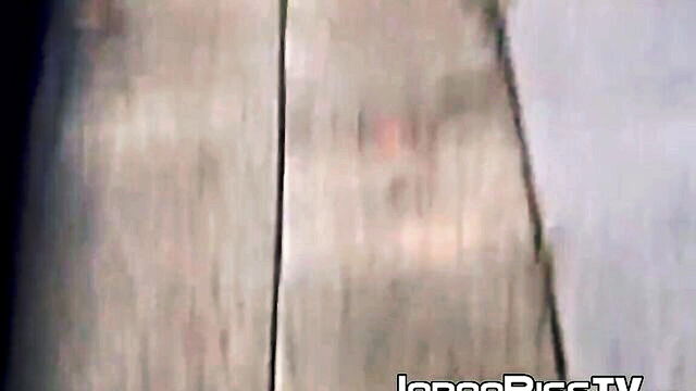 Japanese piss spraying outdoor : Piss Japan TV