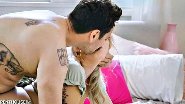 Chloe Surreal - american big ass chloe licks delicious pussy juice from daddy