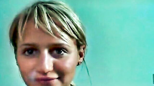 amateur man pleasures nice tits in hd video : fz30