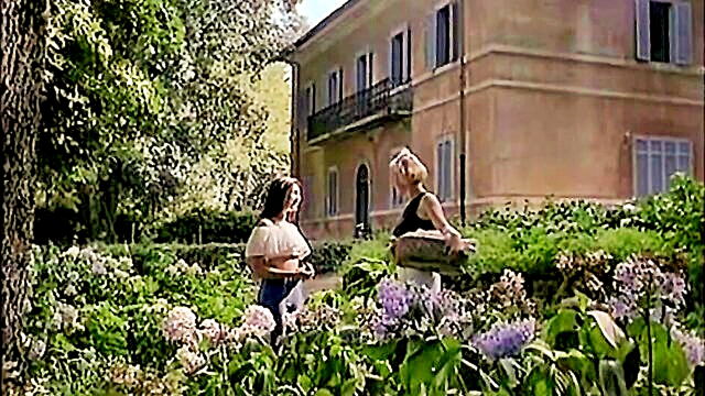 Roxanne Hall, Laura Palmer - milf and mom milf in italian erotic film with french dubbing london55