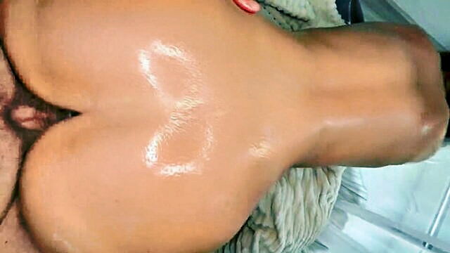 im invited to vigorously penetrate my new friends lubricated rear end : Behind The Maskk