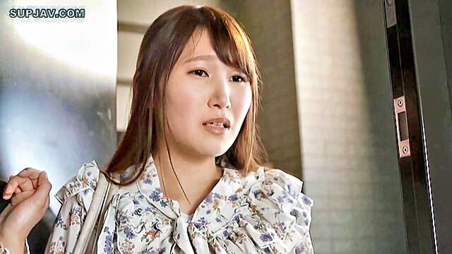 Mao Kurata - asian cosplay beauty performs solo blowjob and masturbates with enthusiasm