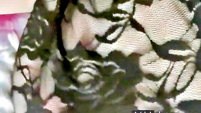 a chinese mature womans lustful encounter filmed in homemade adult entertainment : carmendancer