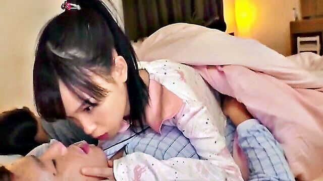 petite japanese girl gets too excited during intense sex session : wendy_brakus