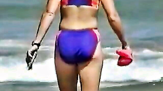 kinky man uses voyeur camera to capture candid beach rear ends in miami : grady_joaquin