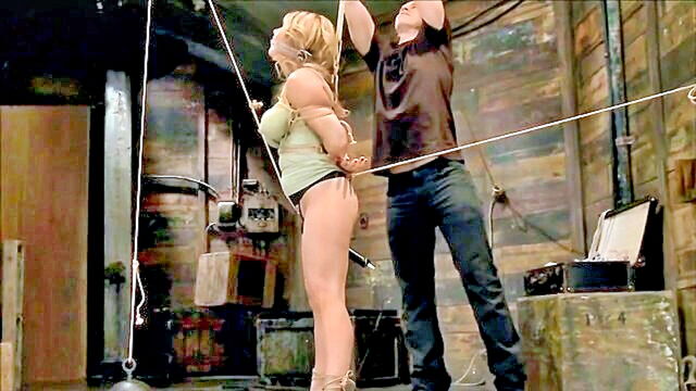 Carissa Montgomery - carissa montgomerys sensual bondage experience   big natural tits and bdsm rohan_cleveland