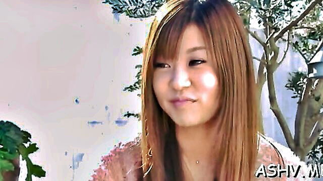 Ayumi - japanese beauty ayumi mochizuki gives an erotic handjob and has an intense sexsession on camera vimipulej