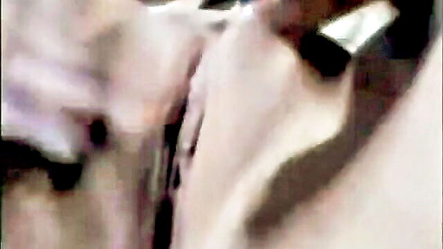 mexican amateur explores pleasure with three fingers : torrey_smitham